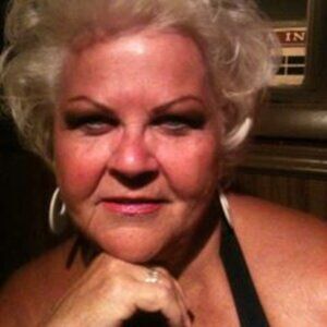 Meet your Posher, Debra